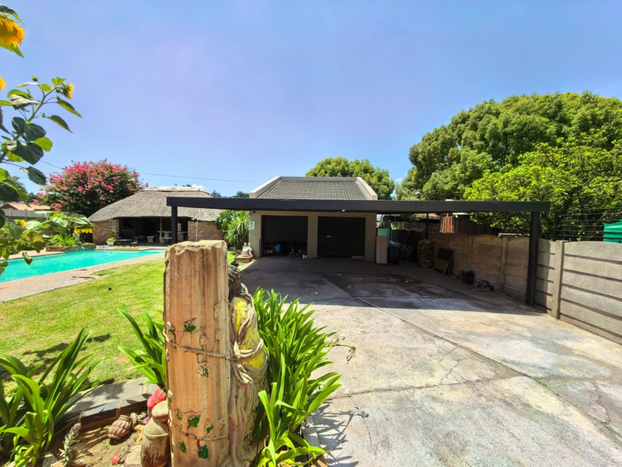 3 Bedroom Property for Sale in Vaalpark Free State